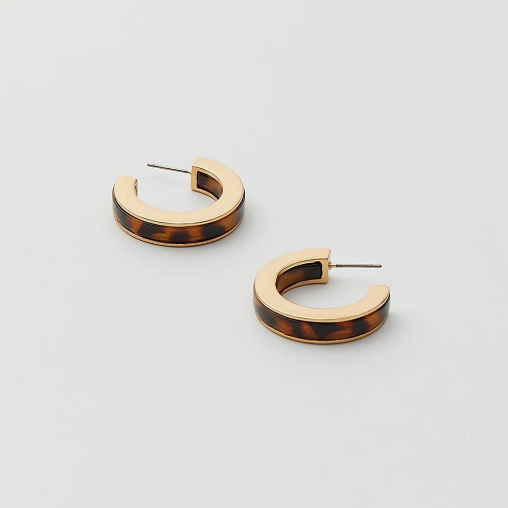 Tortoise Shell Hoop earrings